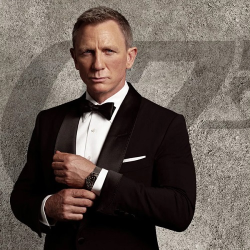 نویسنده James Bond از تمامی کاندیداها می‌گوید