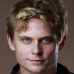 بیلی مگنوسن