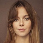 انیا باروکس