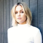 اولیویا هولت