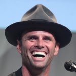 والتون گاگینز