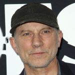 سایمن مک‌برنی