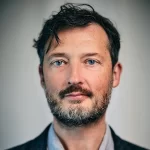 داستین گای دفا