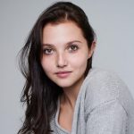 میا مکنا بروس