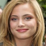 نورا آرنزدر