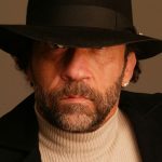 فیل فونداکارو